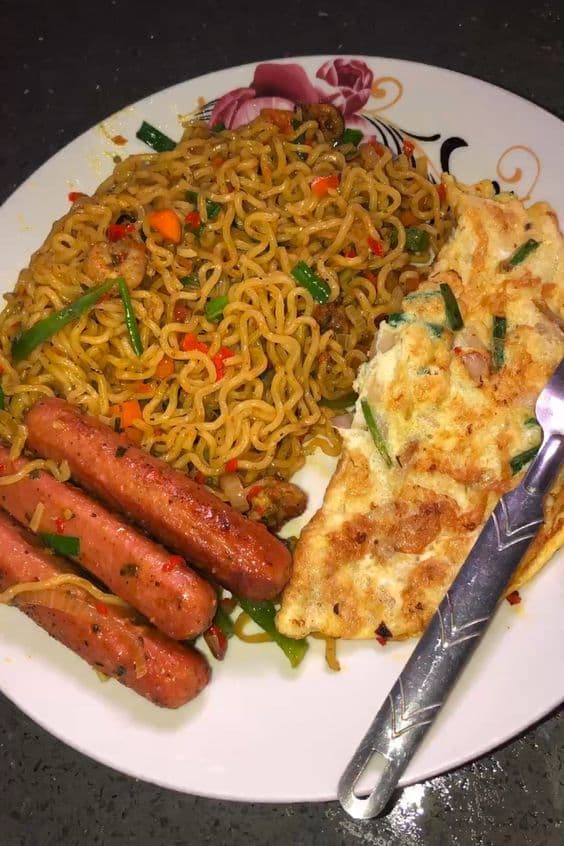 Indomie + Egg + Sausage